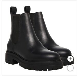 Steve Madden Chelsea Bootie